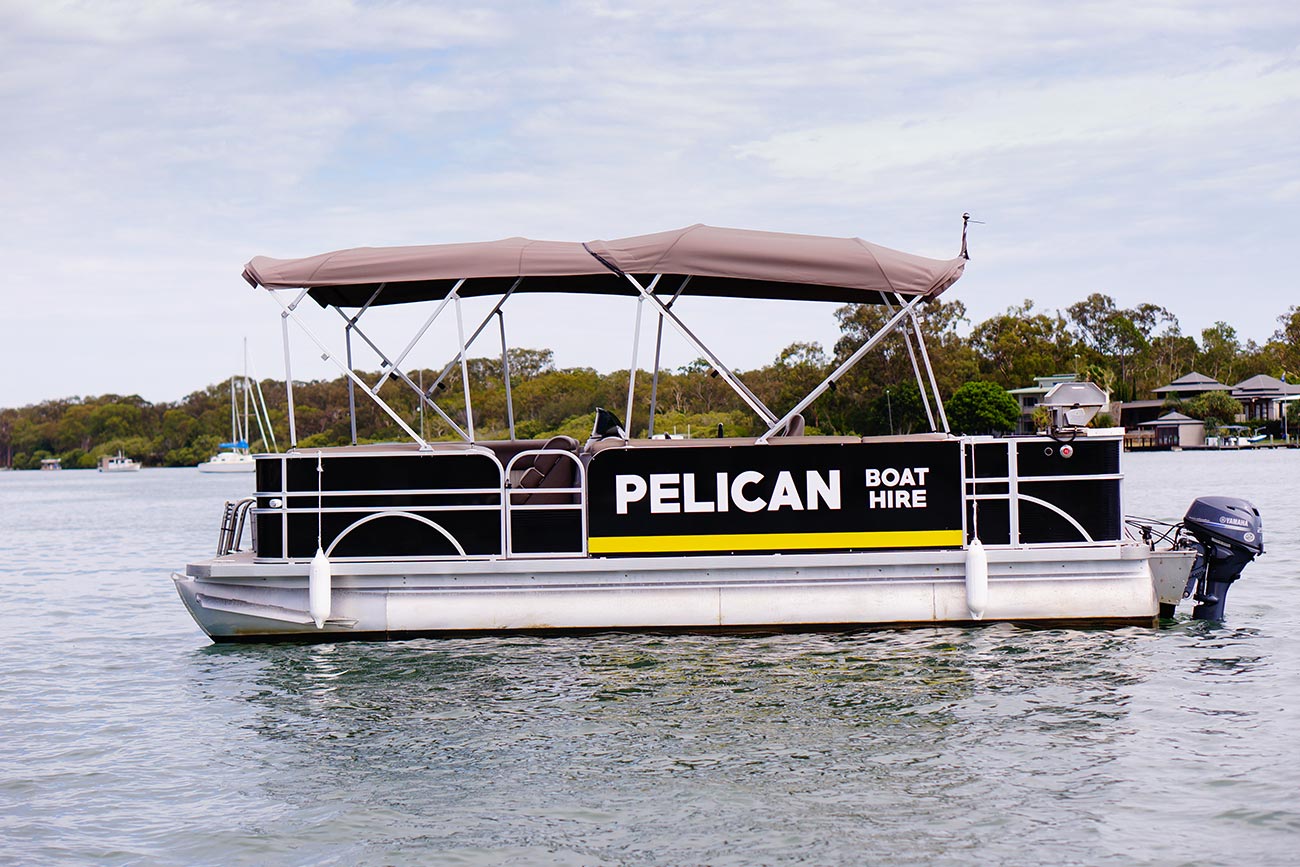 Luxury BBQ 12 People - Pelican Boat Hire